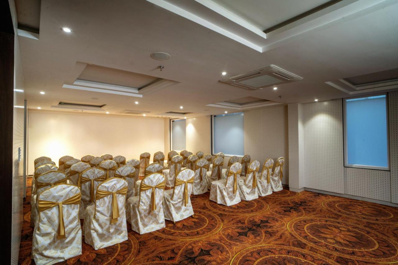 The Mangal View Residency - A Luxury Boutique Business Hotel Ουνταϊπούρ Εξωτερικό φωτογραφία