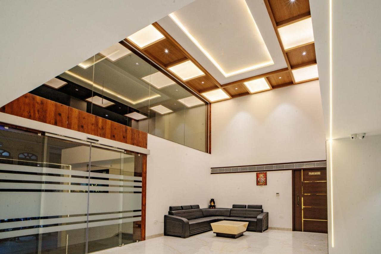 The Mangal View Residency - A Luxury Boutique Business Hotel Ουνταϊπούρ Εξωτερικό φωτογραφία