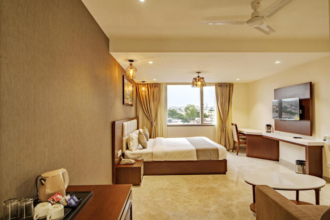 The Mangal View Residency - A Luxury Boutique Business Hotel Ουνταϊπούρ Εξωτερικό φωτογραφία